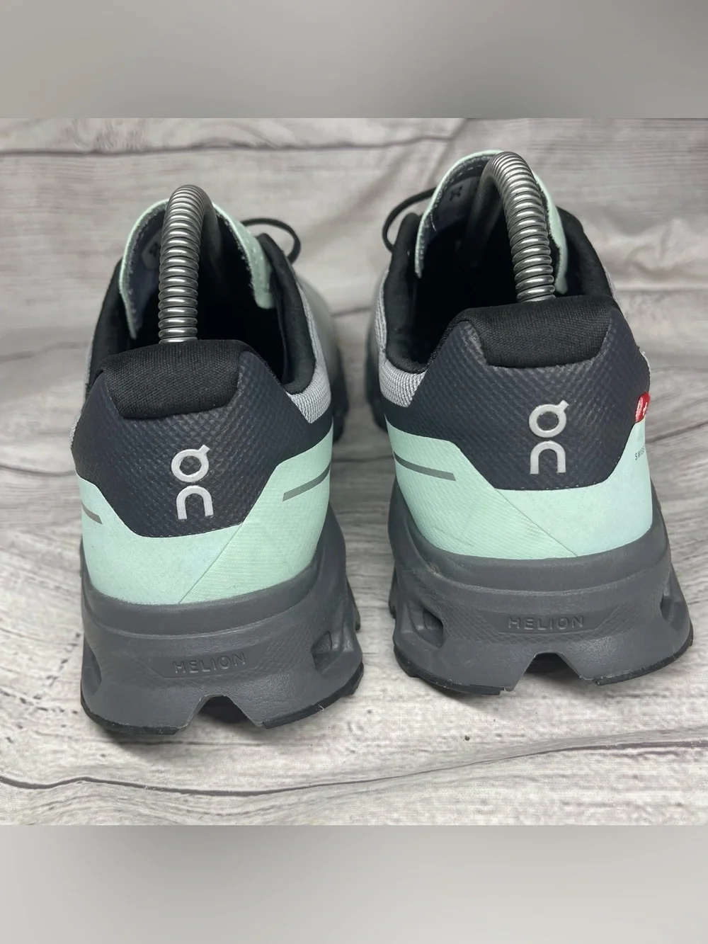 On Running running men’s